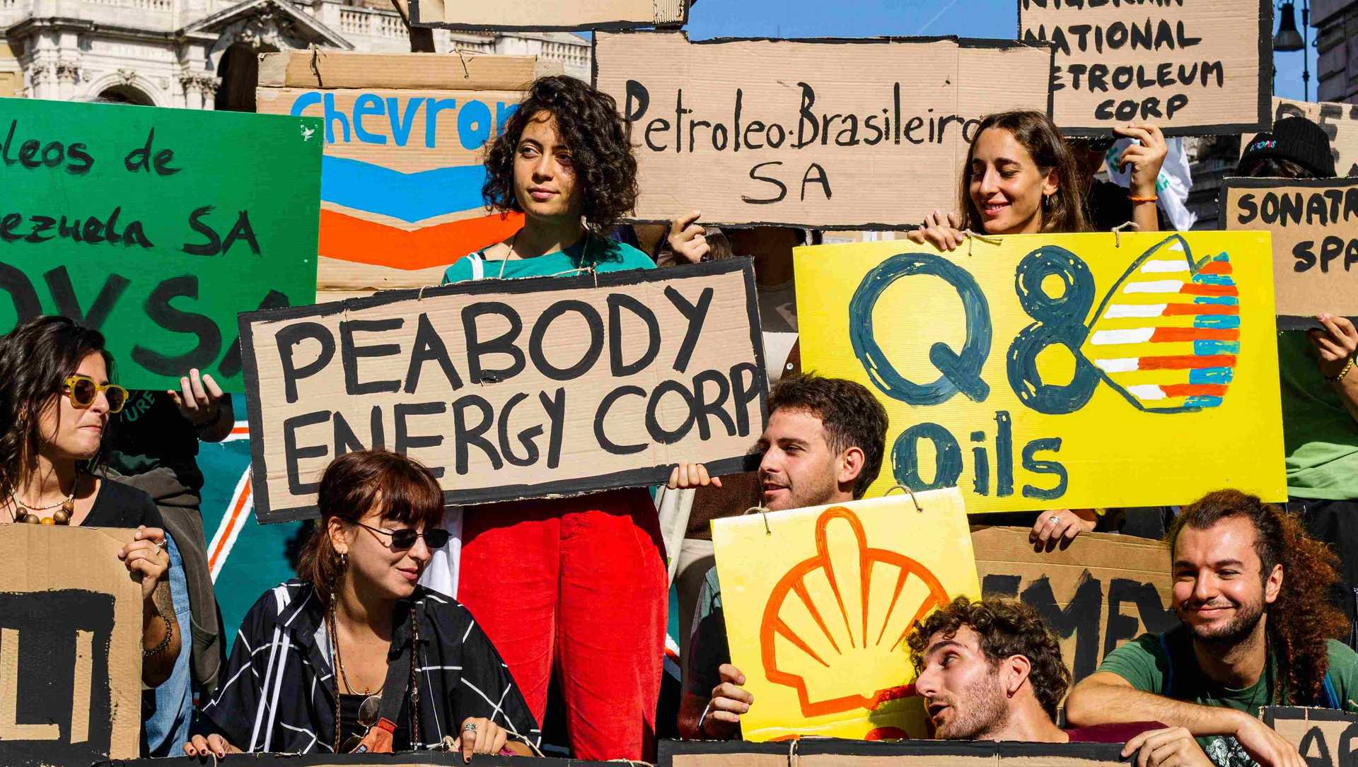 Protest against fossile fules in Rome