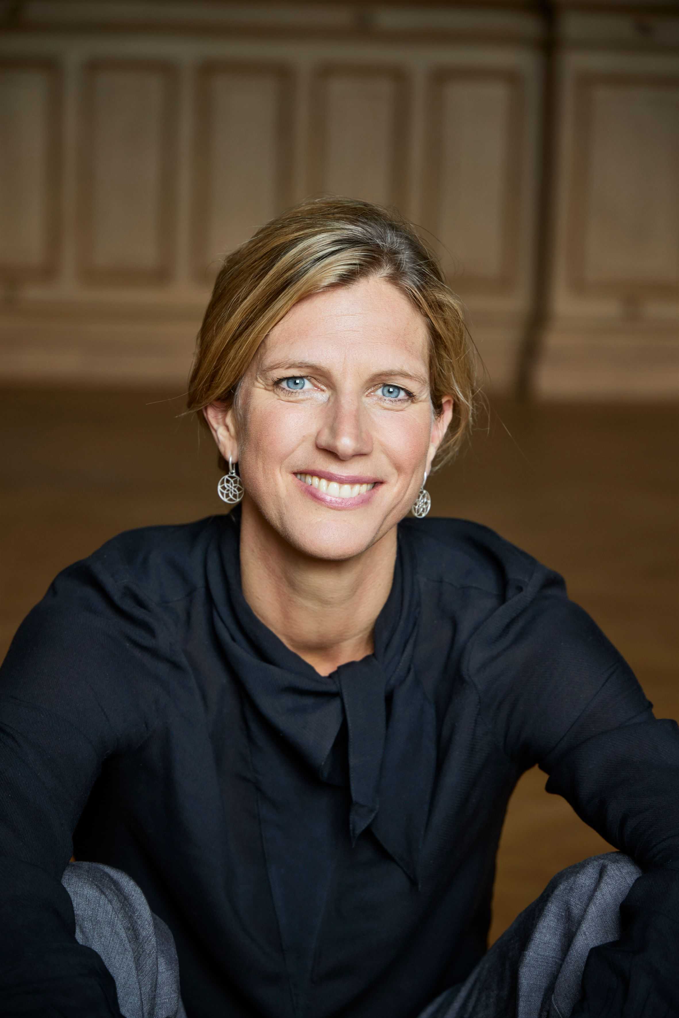 Porträtbild von Maja Göpel.
